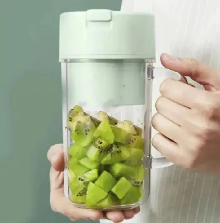 Portable Blender Cup – Fruit Smoothie Maker | USB Rechargeable | 300ml